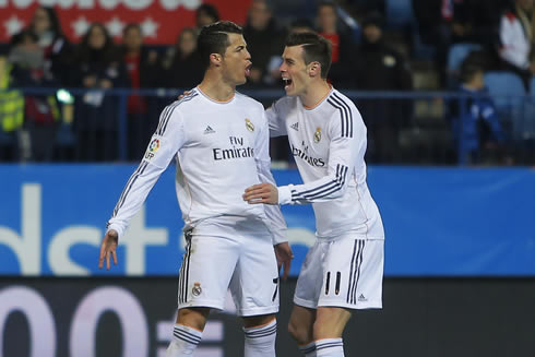 Cristiano Ronaldo next to Gareth Bale, in Real Madrid's win against Atletico Madrid