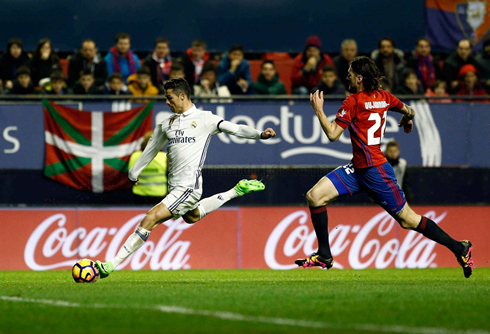 Cristiano Ronaldo right-foot finish in Osasuna vs Real Madrid