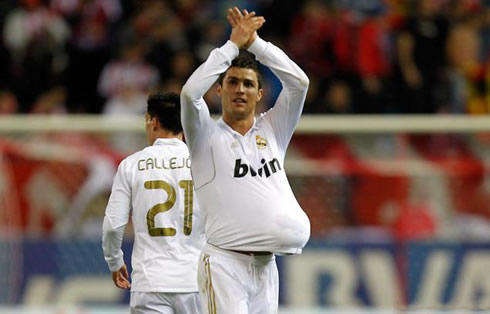 Cristiano Ronaldo saving the game ball from Atletico Madrid vs Real Madrid on his belly, as if he was pregnant, since he scored an hat-trick that night