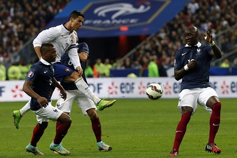 Cristiano Ronaldo shooting the ball in France 2-1 Portugal, in Paris