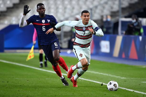 Cristiano Ronaldo dribbling Pogba in France vs Portugal