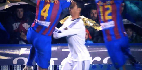 David Navarro sending an elbow to Cristiano Ronaldo's face and eye, in Levante vs Real Madrid, for La Liga 2012-2013