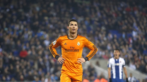 Cristiano Ronaldo placing his hands on his waist