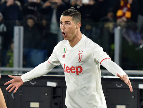 Cristiano Ronaldo celebrates a goal for Juventus against AS Roma