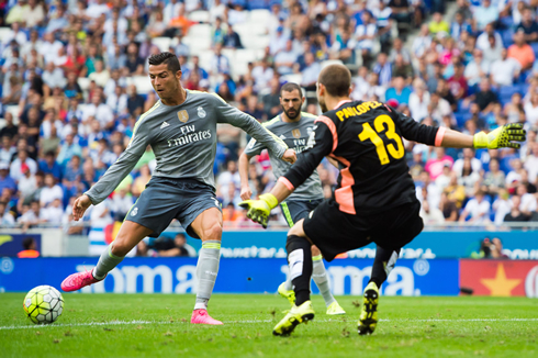 Cristiano Ronaldo right-foot finish in Espanyol 0-6 Real Madrid