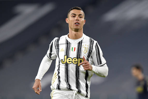 Cristiano Ronaldo in Juventus vs Genoa in 2021
