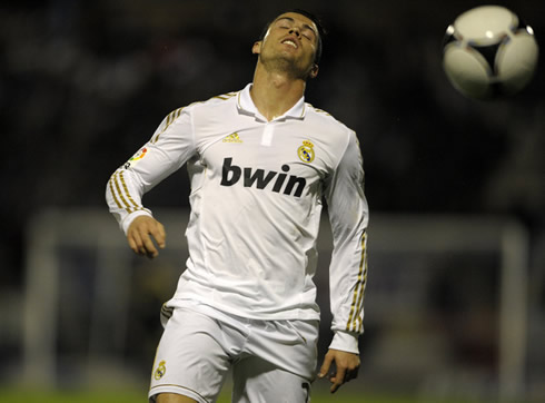 Cristiano Ronaldo closes his eyes and looks up