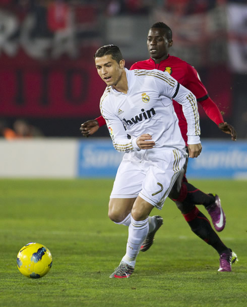 Cristiano Ronaldo gets in front of a Mallorca defender and tries a new trick