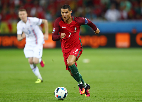 Cristiano Ronaldo running with space in Portugal 1-1 Iceland, in the EURO 2016 first round of fixtures