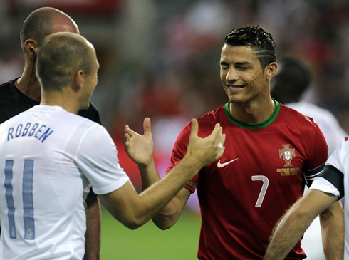 Cristiano Ronaldo greeting Arjen Robben, in Portugal vs Netherlands, in 2013