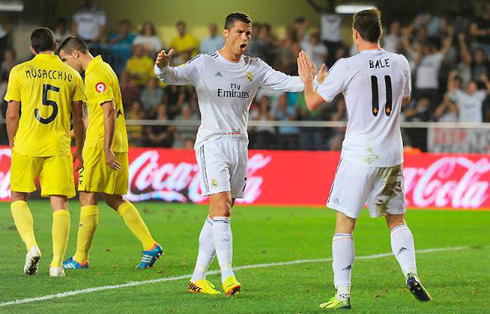 Cristiano Ronaldo celebrating Real Madrid goal with Gareth Bale, in Villarreal 2-2 Real Madrid, in 2013