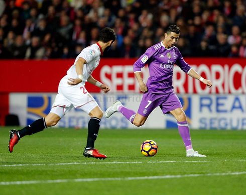 Cristiano Ronaldo preparing to shoot with his left foot