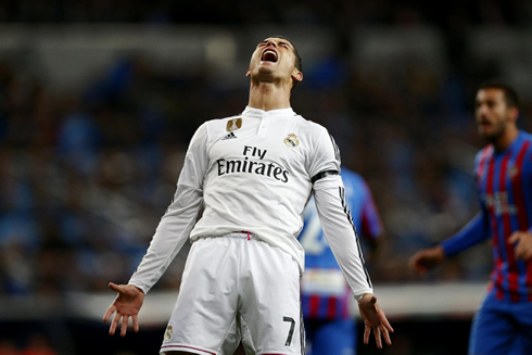 Cristiano Ronaldo despair reaction in Real Madrid vs Levante