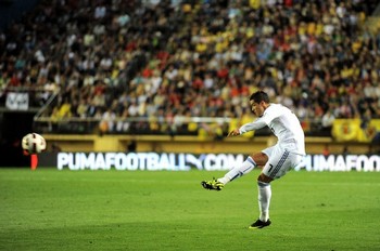 Cristiano Ronaldo taking a free kick