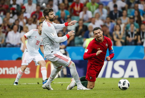 Piqué fouling Ronaldo in Spain 3-3 Portugal, for the 2018 FIFA World Cup