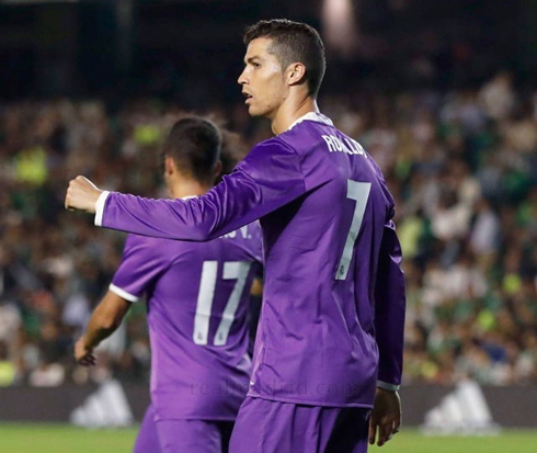 Cristiano Ronaldo wearing purple for Real Madrid, in October of 2016