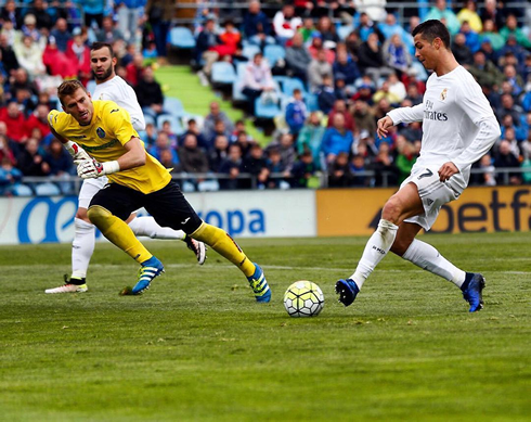 Cristiano Ronaldo finishing off Getafe by scoring Real Madrid fifth goal in the game