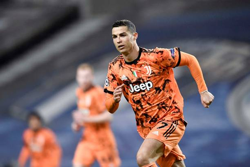 Cristiano Ronaldo running in Porto 2-1 Juventus