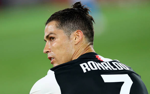 Cristiano Ronaldo looking upset in Napoli vs Juventus