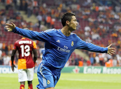 Cristiano Ronaldo celebrating his Champions League hat-trick in Turkey, in Galatasaray 1-6 Real Madrid