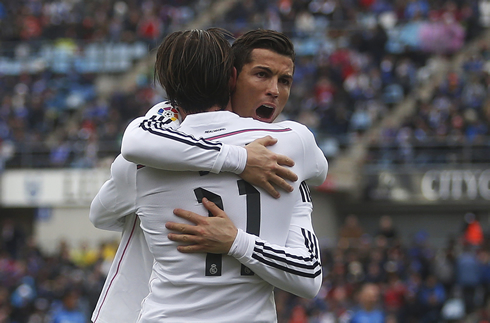 Cristiano Ronaldo hugging Gareth Bale in Real Madrid 3-0 win over Getafe
