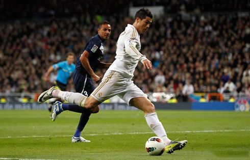 Cristiano Ronaldo right-foot strike in Real Madrid vs Malaga