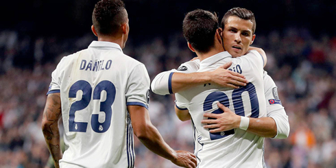Cristiano Ronaldo hugs Asensio to congratulate him for his first Champions League goal for Real Madrid