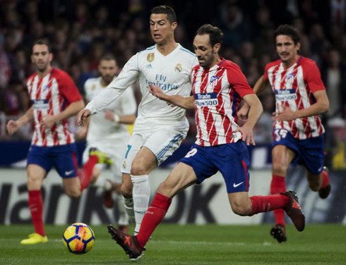 Cristiano Ronaldo vs Juanfran in Atletico Madrid 0-0 Real Madrid at the Wanda Metropolitano