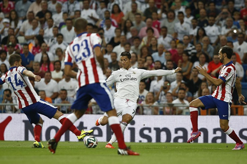 Cristiano Ronaldo long range attempt during the Spanish Super Cup first leg between Real Madrid and Atletico Madrid