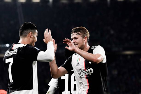 Cristiano Ronaldo and De Ligt, in Juventus in 2019-2020