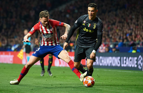 Cristiano Ronaldo being fouled in Atletico de Madrid vs Juventus, for the UEFA Champions League in 2019