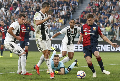 Cristiano Ronaldo scores for Juventus against Genoa in October of 2018