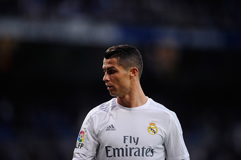 Cristiano Ronaldo looking to his right, in a league game between Real Madrid and Rayo in December of 2015
