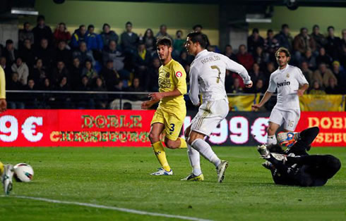 Cristiano Ronaldo scoring a goal to an empty net