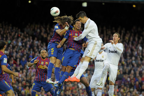 Cristiano Ronaldo header in the Camp Noy, in La Liga 2011-2012