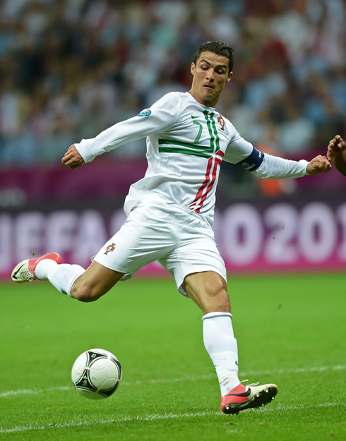 Cristiano Ronaldo right-foot strike, in Portugal vs Czech Republic, for the EURO 2012