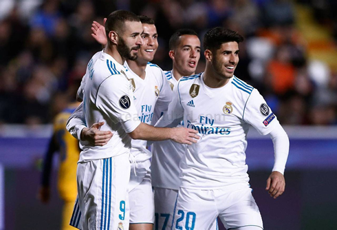 Benzema, Ronaldo, Vázquez and Asensio celebrate Real Madrid goal in Cyprus