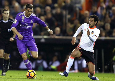 Cristiano Ronaldo and Parejo in a Valencia vs Real Madrid clash for La Liga in 2017