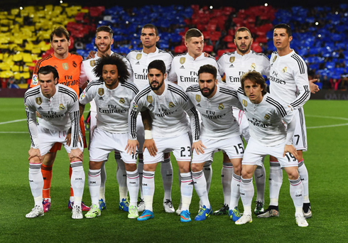 Cristiano Ronaldo and his Real Madrid teammates lining posing for the team photo ahead of La Liga's clash against Barcelona, in 2015