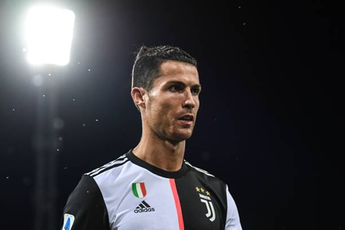 Cristiano Ronaldo wearing Juventus shirt in 2020