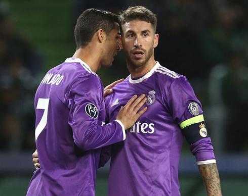 Cristiano Ronaldo talking with Sergio Ramos ahead of a set-piece for Real Madrid