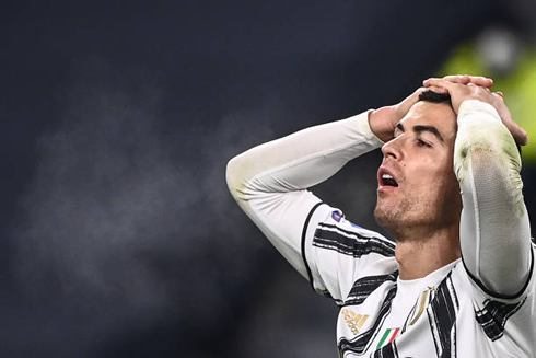 Cristiano Ronaldo desperation in Juventus 3-0 loss against Fiorentina