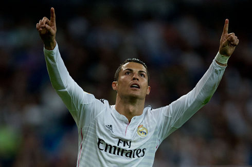 Cristiano Ronaldo raises his two fingers to celebrate his 4-goal poker for Real Madrid against Elche, in La Liga 2014-2015