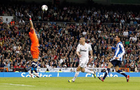 Karim Benzema lob over the goalkeeper, scoring another goal for Real Madrid in 2012