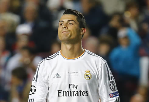 Cristiano Ronaldo making a dissatisfaction face and expression