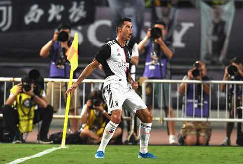 Cristiano Ronaldo celebrates his goal in Juventus 1-1 Inter in pre-season