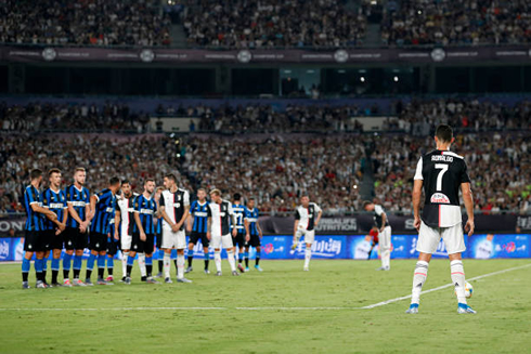 Cristiano Ronaldo just moments before scoring from a free-kick in Juventus vs Inter