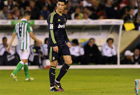 Cristiano Ronaldo walking on the pitch in Betis vs Real Madrid, for the Spanish League 2012-2013