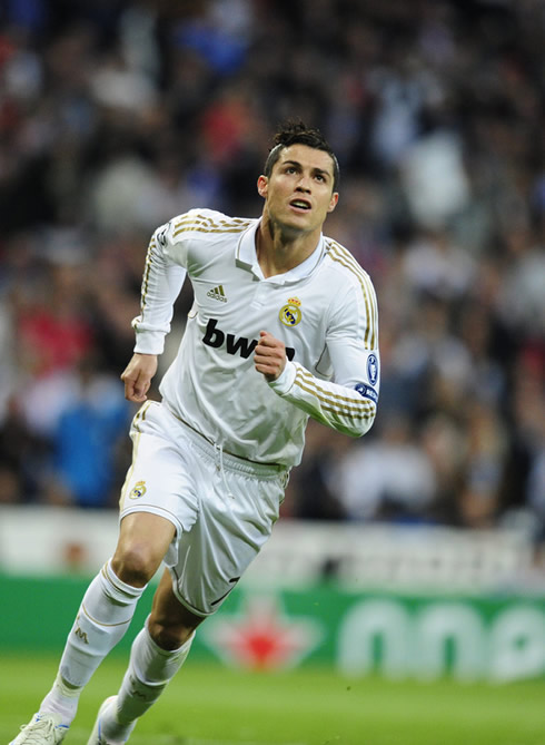 Cristiano Ronaldo running in Real Madrid vs Bayern Munich, for the UEFA Champions League 2012
