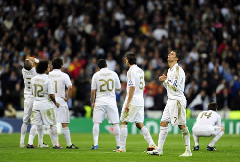 Real Madrid players losing hope as the team trails against Bayern Munich, in the penalties shootout at the Santiago Bernabéu